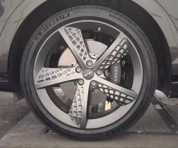 Photo of 2025 Storr Green Genesis GV70