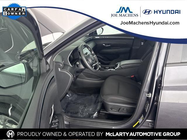 Photo of 2024 Titan Gray Hyundai TUCSON