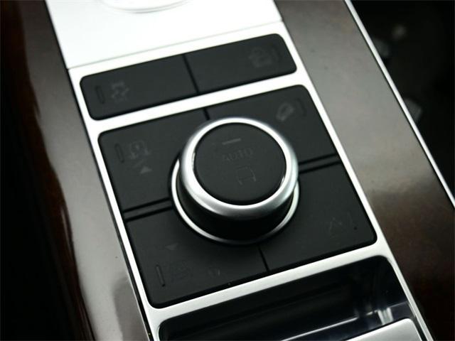 Photo of 2022 Santorini Black Metallic Land Rover Range Rover