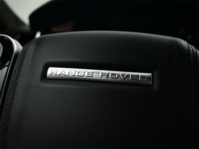 Photo of 2022 Santorini Black Metallic Land Rover Range Rover