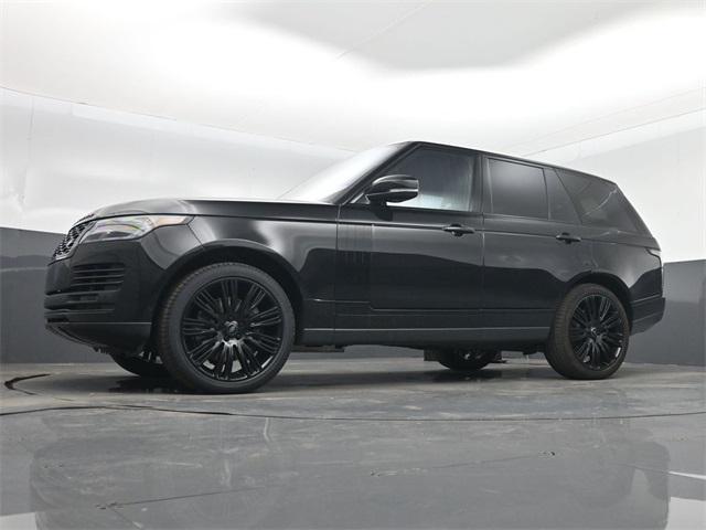 Photo of 2022 Santorini Black Metallic Land Rover Range Rover