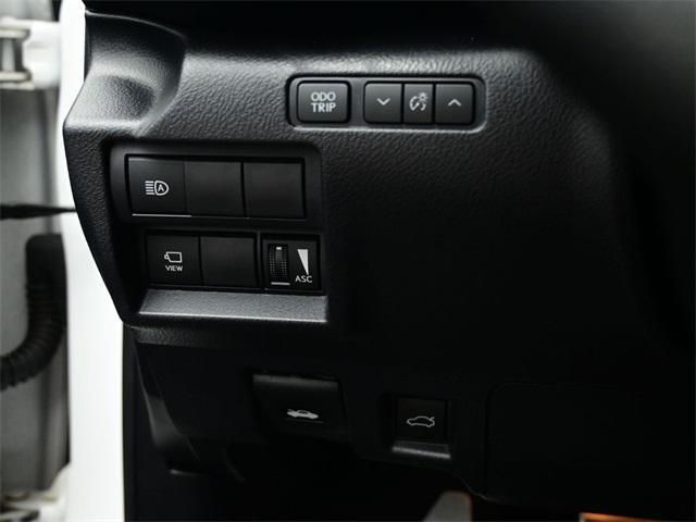 Photo of 2023 Ultra White Lexus IS 350