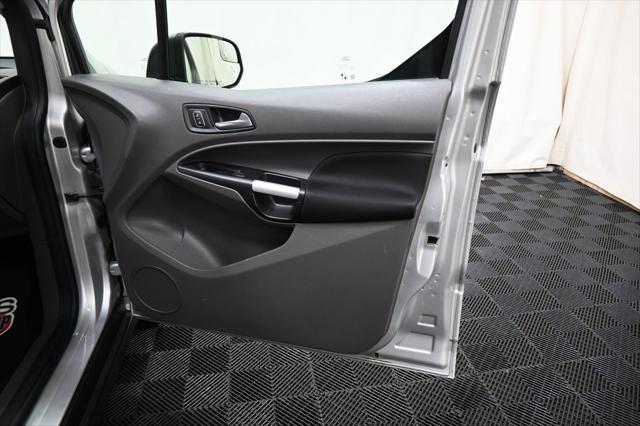 Photo of 2022 Solar Silver Metallic Ford Transit Connect