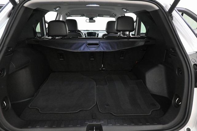 Photo of 2021 Silver Ice Metallic Chevrolet Equinox