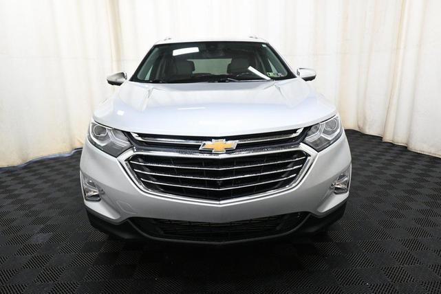 Photo of 2021 Silver Ice Metallic Chevrolet Equinox