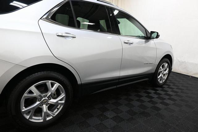 Photo of 2021 Silver Ice Metallic Chevrolet Equinox