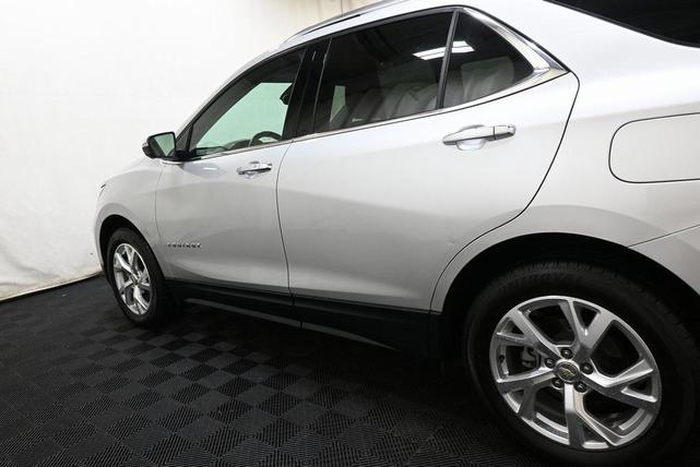 Photo of 2021 Silver Ice Metallic Chevrolet Equinox