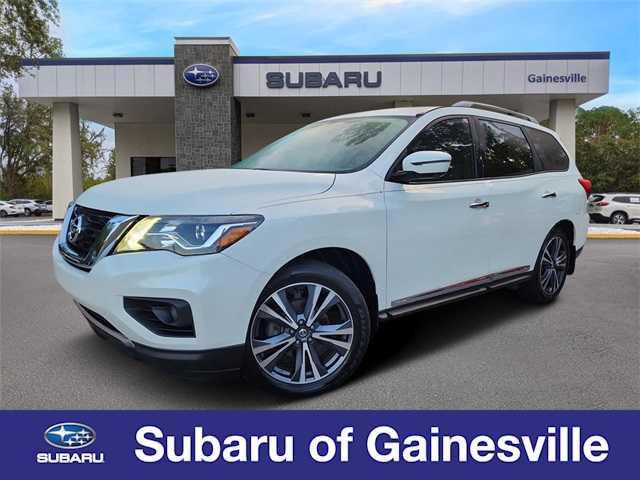 Photo of 2020 Pearl White Tricoat Nissan Pathfinder