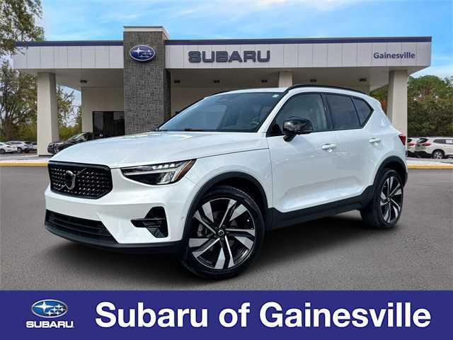 2023 Volvo XC40