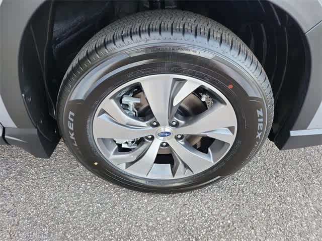 Photo of 2025 Ice Silver Metallic Subaru Ascent