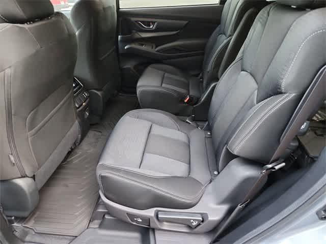 Photo of 2025 Ice Silver Metallic Subaru Ascent