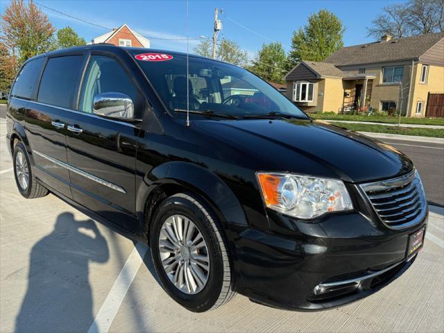 2015 Chrysler Town & Country