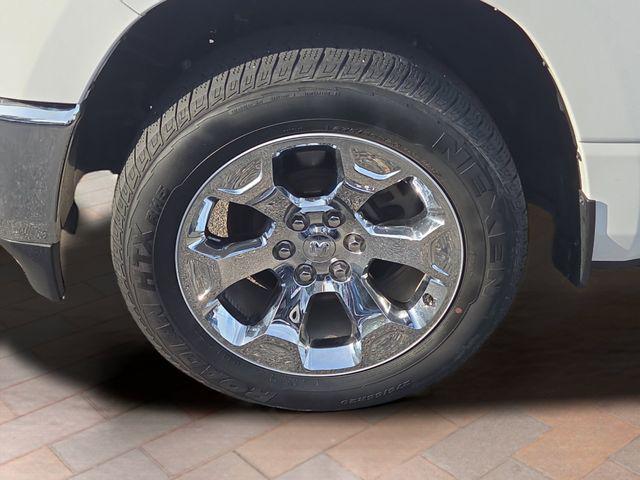 Photo of 2022 Bright White Clearcoat RAM 1500