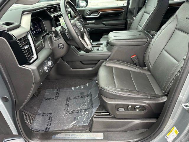 Photo of 2024 Gray GMC Sierra 1500
