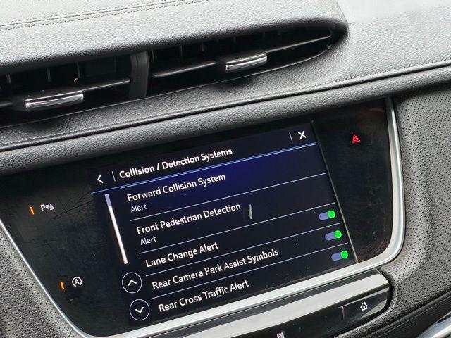 Photo of 2021 Dark Moon Blue Metallic Cadillac XT5