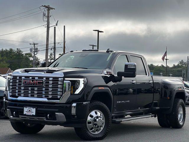Photo of 2024 Onyx Black GMC Sierra 3500
