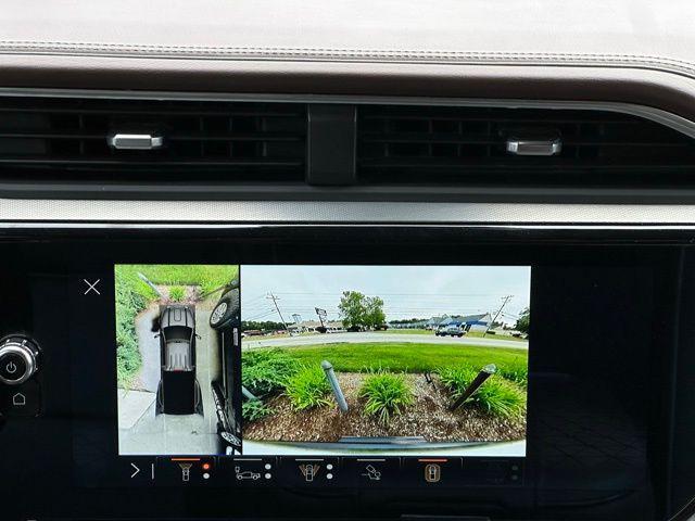 Photo of 2024 Onyx Black GMC Sierra 3500