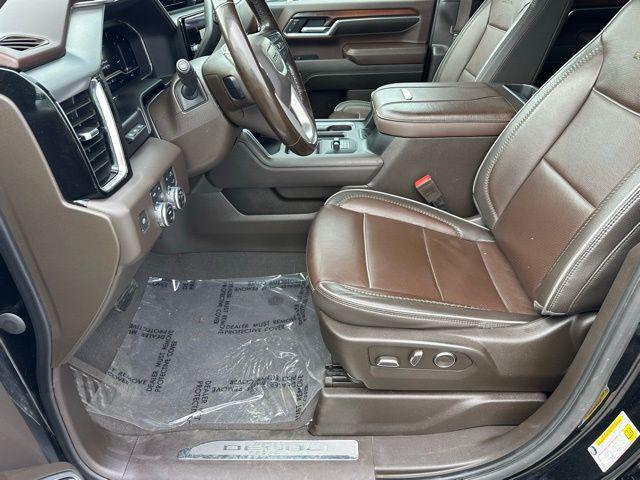 Photo of 2024 Onyx Black GMC Sierra 3500