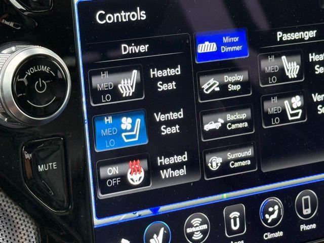 Photo of 2021 Patriot Blue Pearlcoat RAM 1500