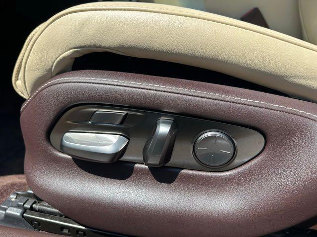 Photo of 2018 Silver Lexus LS 500