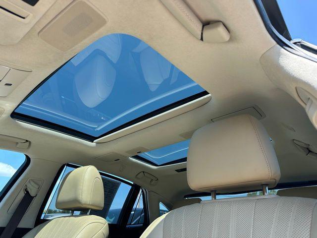Photo of 2018 Silver Lexus LS 500