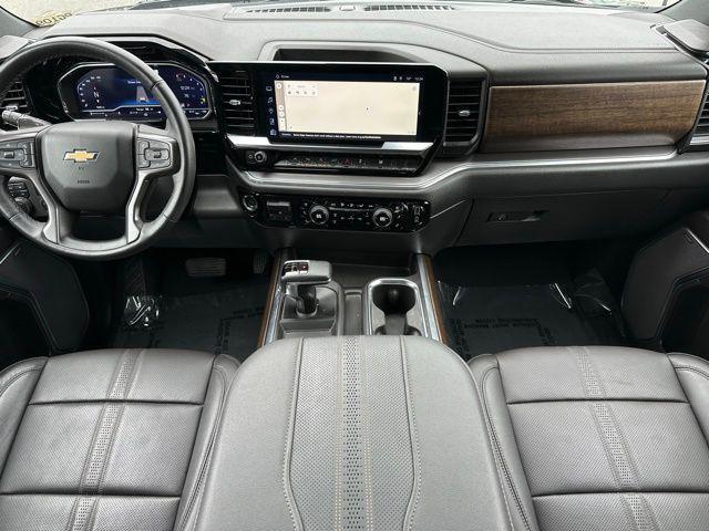 Photo of 2024 Black Chevrolet Silverado 1500