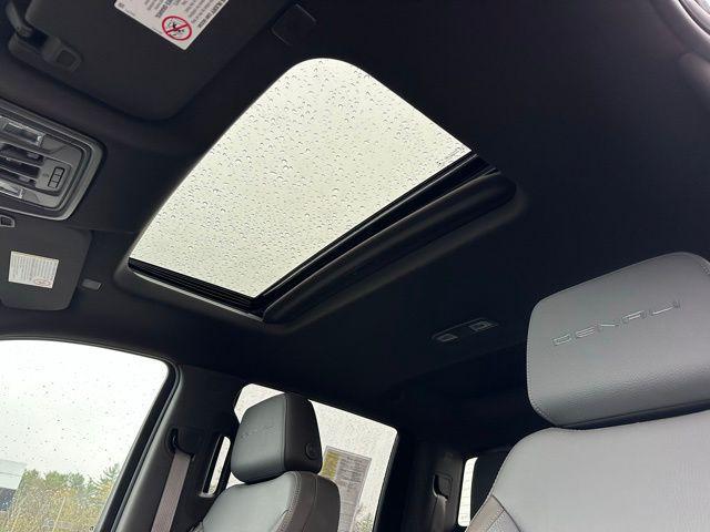 Photo of 2021 Onyx Black GMC Sierra 2500