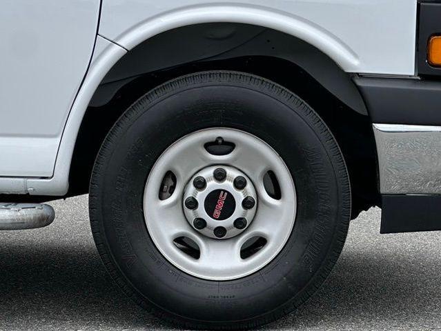 Photo of 2023 Summit White GMC Savana 2500