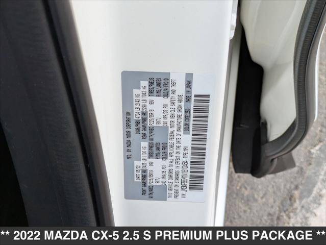 Photo of 2022 SNOWFLAKE WHITE PEARL Mazda CX-5