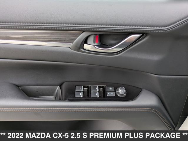 Photo of 2022 SNOWFLAKE WHITE PEARL Mazda CX-5