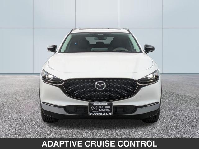 Photo of 2025 SNOWFLAKE WHITE PEARL Mazda CX-30