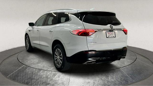 Photo of 2022 Summit White Buick Enclave