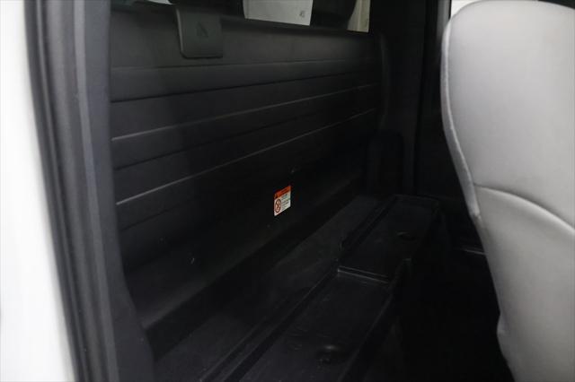 Photo of 2019 Super White Toyota Tacoma