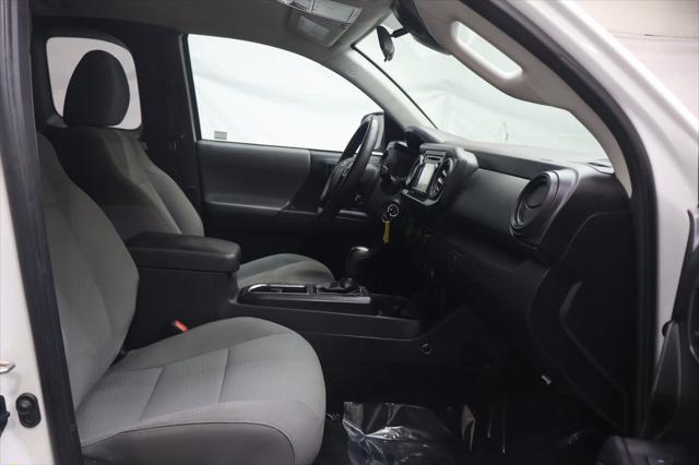 Photo of 2019 Super White Toyota Tacoma