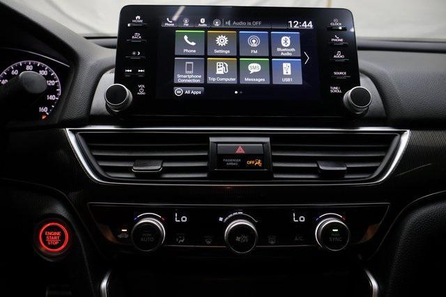 Photo of 2022 Platinum White Pearl Honda Accord