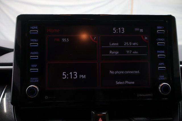 Photo of 2021 White Toyota Corolla