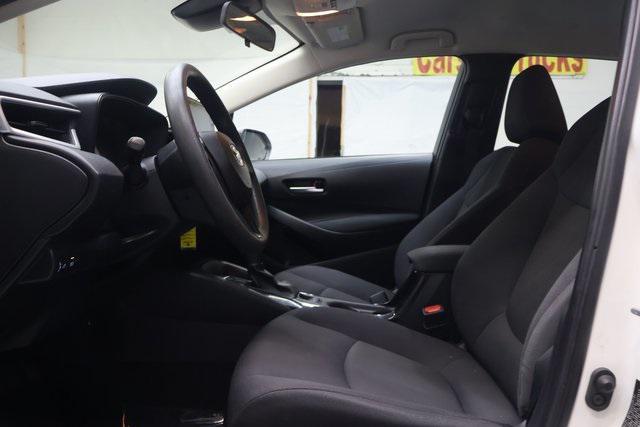 Photo of 2021 White Toyota Corolla