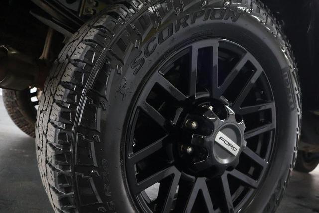 Photo of 2019 Agate Black Metallic Ford F-250