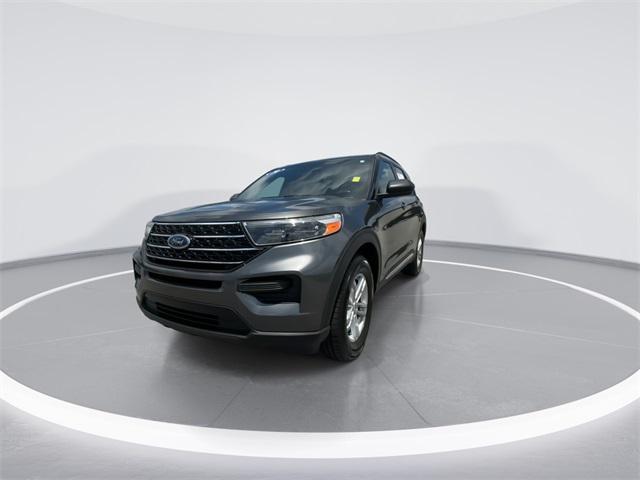 Photo of 2020 MAGNETIC METALLIC Ford Explorer