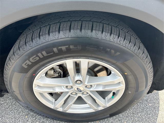 Photo of 2020 MAGNETIC METALLIC Ford Explorer