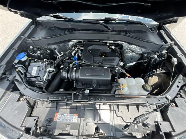 Photo of 2020 MAGNETIC METALLIC Ford Explorer