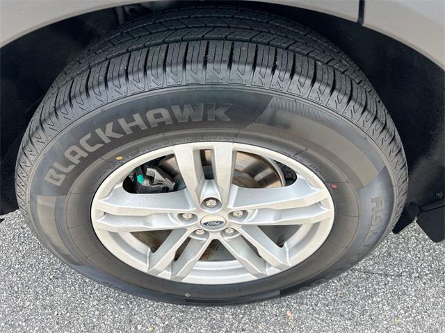 Photo of 2020 MAGNETIC METALLIC Ford Explorer
