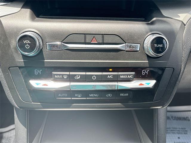 Photo of 2020 MAGNETIC METALLIC Ford Explorer
