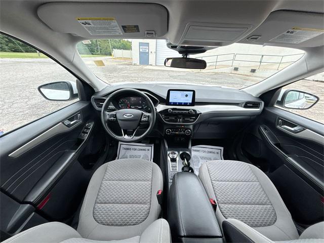 Photo of 2021 OXFORD WHITE Ford Escape