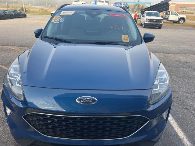 Photo of 2022 ATLAS BLUE METALLIC Ford Escape