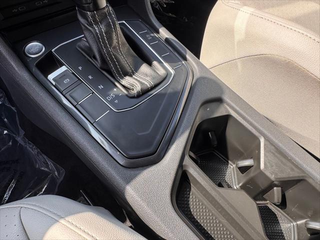 Photo of 2021 Pure White Volkswagen Tiguan