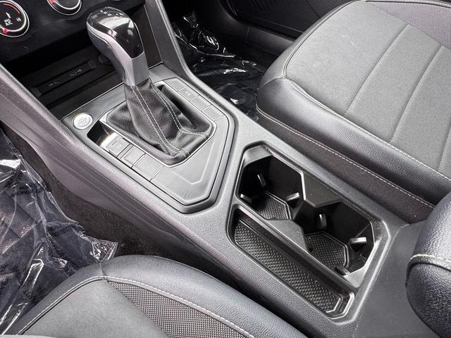 Photo of 2022 Deep Black Volkswagen Taos