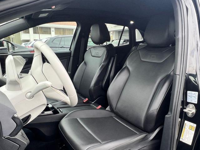 Photo of 2021 Mythos Black Metallic Volkswagen ID.4