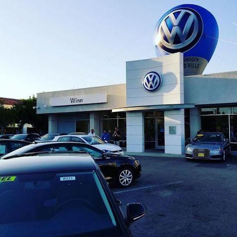 Photo of 2021 Mythos Black Metallic Volkswagen ID.4