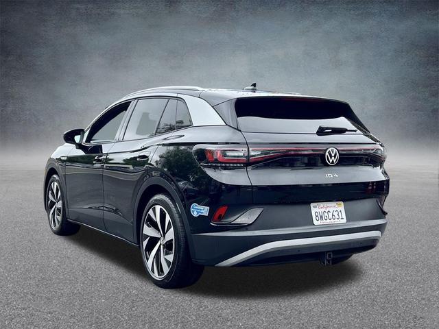 Photo of 2021 Mythos Black Metallic Volkswagen ID.4
